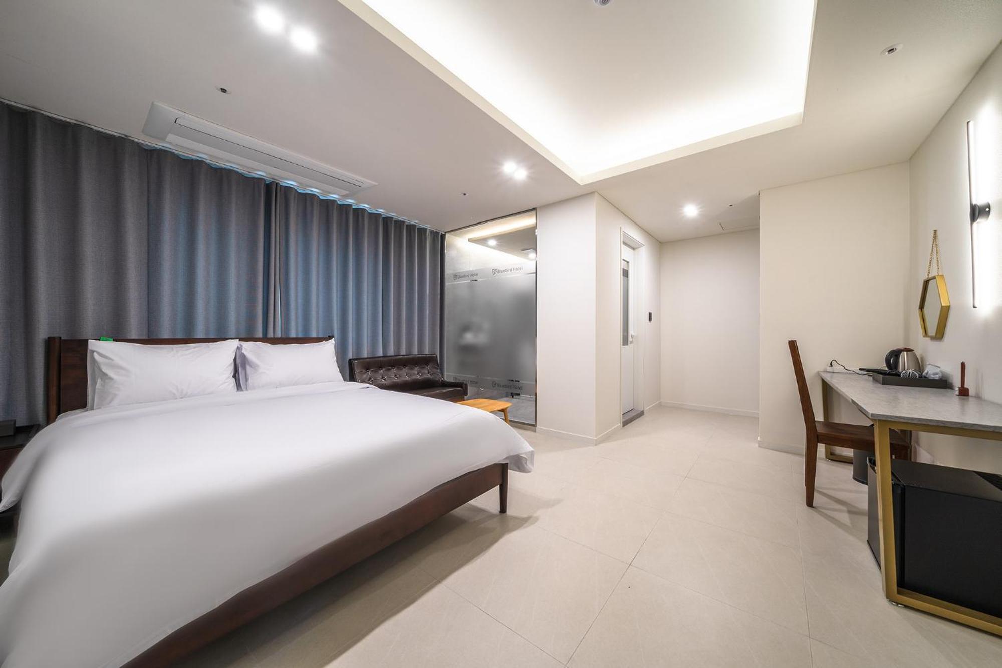 Bluebird Hotel Incheon Ngoại thất bức ảnh